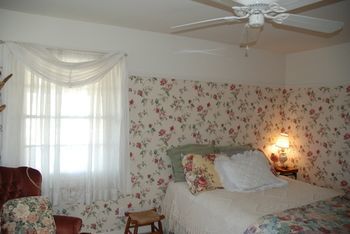 Back Forty Of Fredericksburg Bed and Breakfast Εξωτερικό φωτογραφία